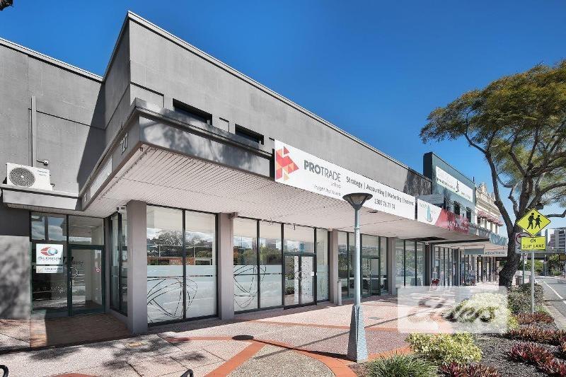 Click to view all images 3/727 Stanley Street Woolloongabba QLD 4102 - Image 1