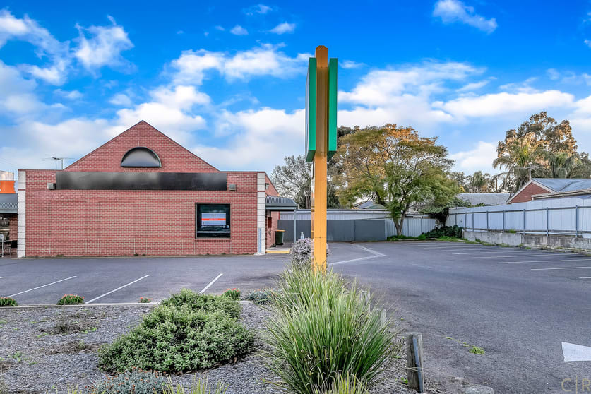 Click to view all images 2/1305 North East Road Tea Tree Gully SA 5091 - Image 3