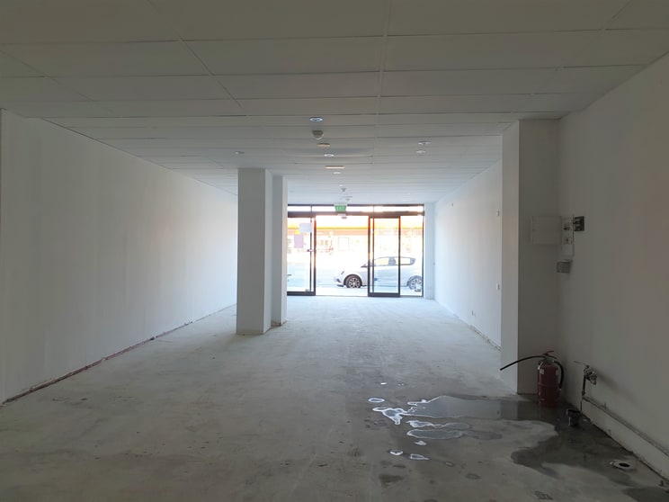 Click to view all images 6/2623 Gold Coast Highway Broadbeach QLD 4218 - Image 3