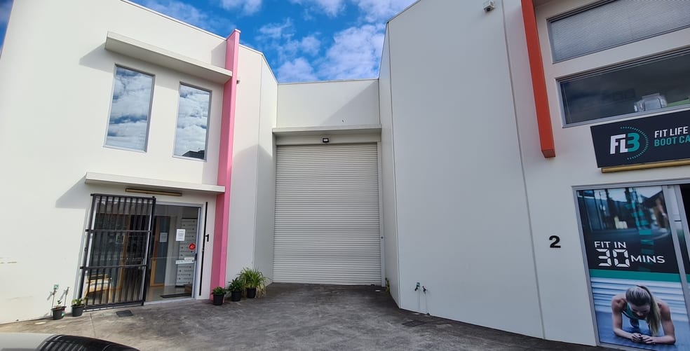 Click to view all images 1A/8 Flint Court Varsity Lakes QLD 4227 - Image 1