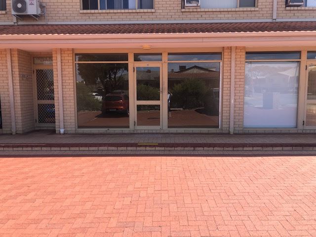 Click to view all images 2/63 Penguin Road Safety Bay WA 6169 - Image 3