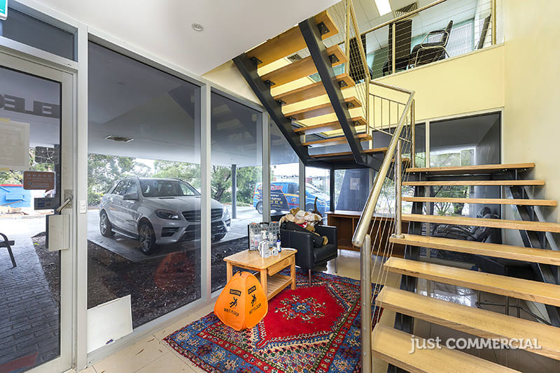 3/36-38 Mills Road Braeside VIC 3195 - Image 2