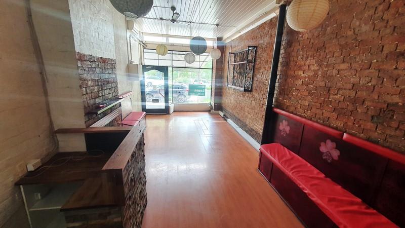 Click to view all images 174 Bellair Street Kensington VIC 3031 - Image 3