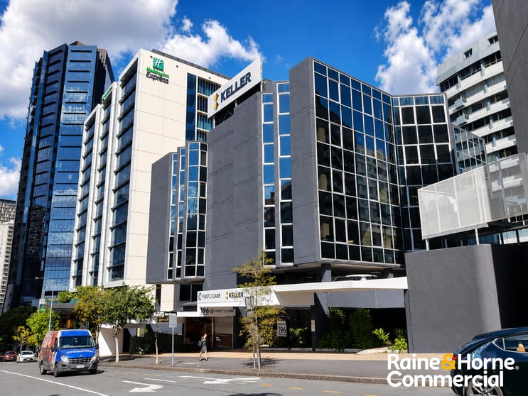 Click to view all images 196 Wharf Street Spring Hill QLD 4000 - Image 1