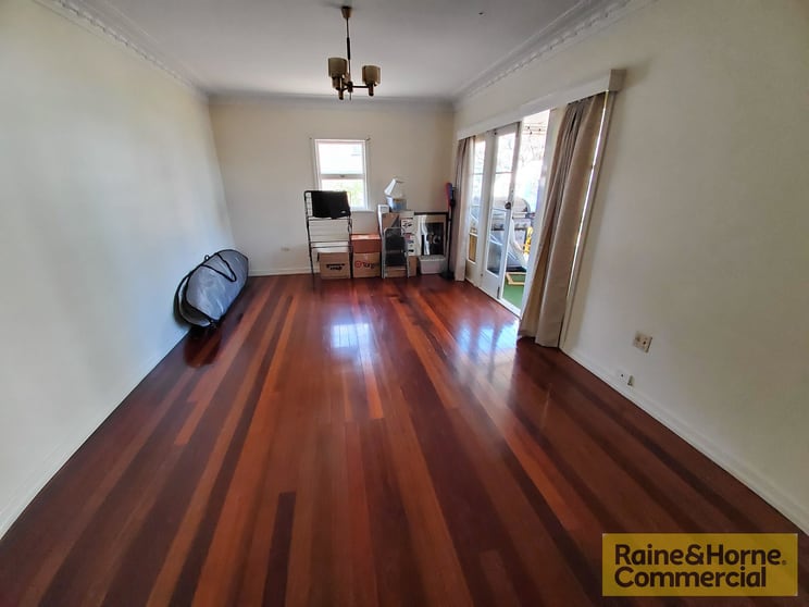 Click to view all images 4-6 Playfield Street Chermside QLD 4032 - Image 3