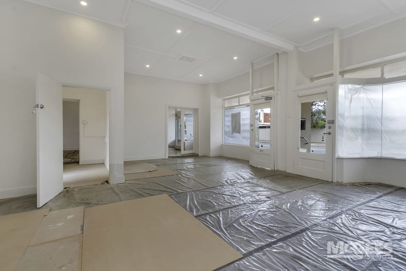 Click to view all images 37 Beckman Street Glandore SA 5037 - Image 3