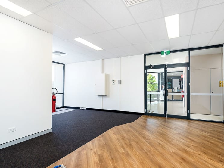 Click to view all images 4/26 Dugdale Street Warwick WA 6024 - Image 3