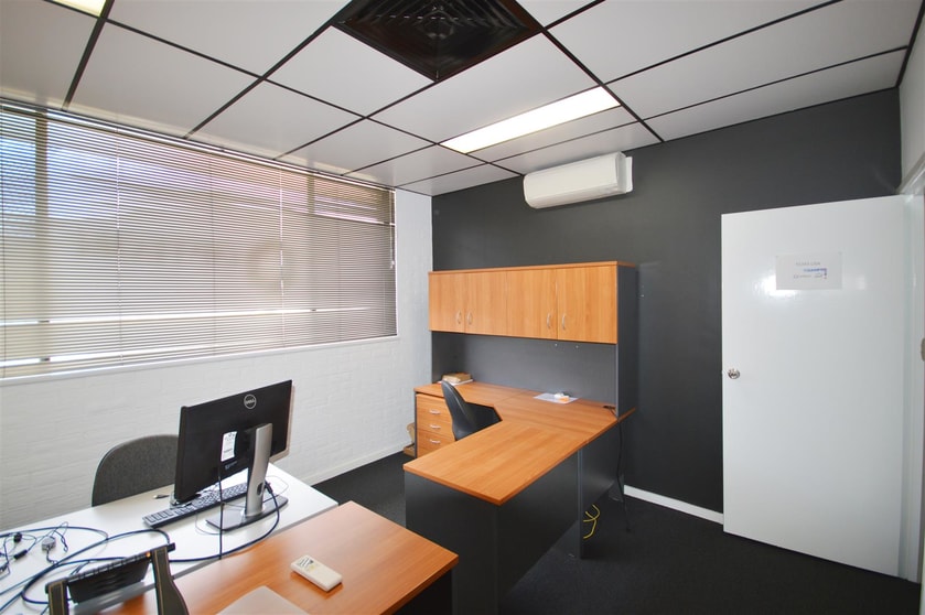 Level 1/89-91 Young Street Carrington NSW 2294 - Image 2