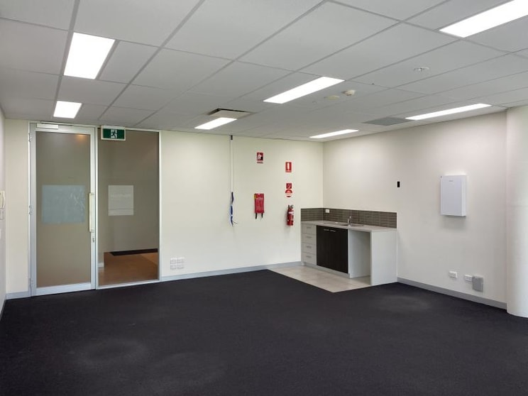 Level 2 Suite/55/574 Plummer Street Port Melbourne VIC 3207 - Image 3