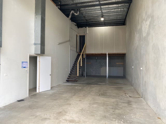 Click to view all images 1/15 Hook Street Capalaba QLD 4157 - Image 3