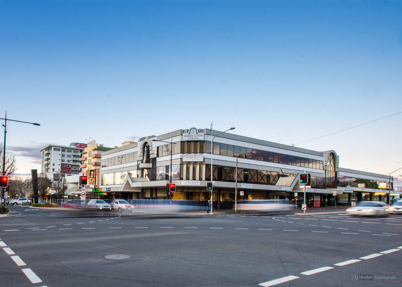 Click to view all images A2/580 Ruthven Street Toowoomba City QLD 4350 - Image 1