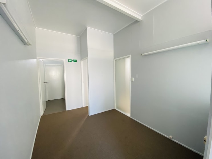 Click to view all images 18a Chapman Street Proserpine QLD 4800 - Image 3