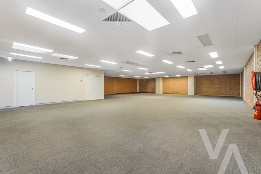 Click to view all images 2/35 Crescent Road Waratah NSW 2298 - Image 3