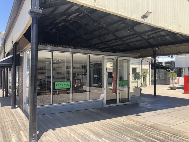 Click to view all images 2a/60 Fitzroy Street St Kilda VIC 3182 - Image 2