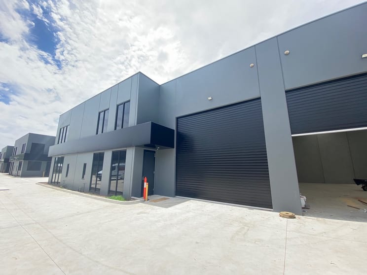 Click to view all images Unit 3/9A Abbotts Road Dandenong South VIC 3175 - Image 1