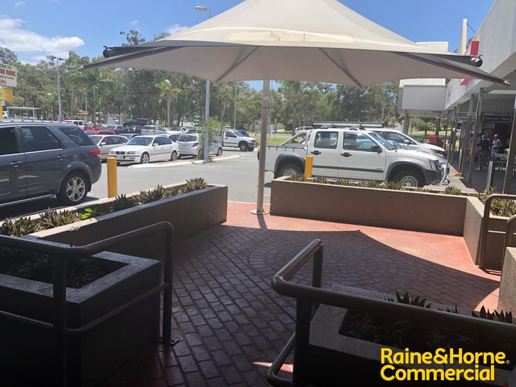 Click to view all images 4/100 Brisbane Road Labrador QLD 4215 - Image 3