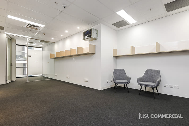 Click to view all images 1205/9 Yarra Street South Yarra VIC 3141 - Image 2
