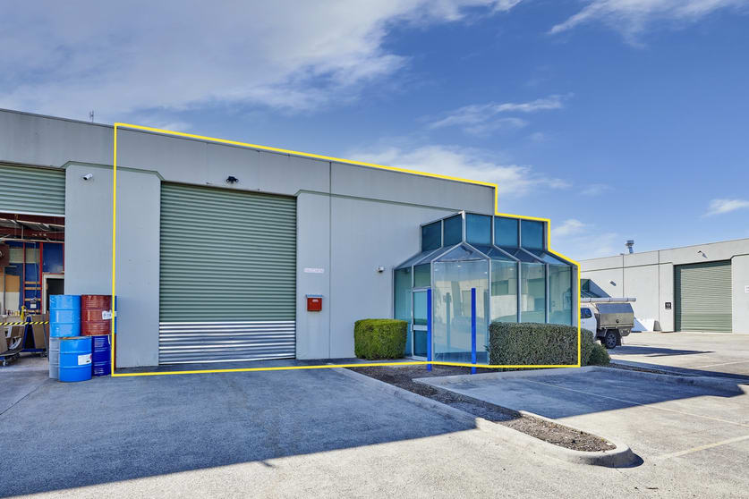 Click to view all images 11/50-52 Malvern Street Bayswater VIC 3153 - Image 2