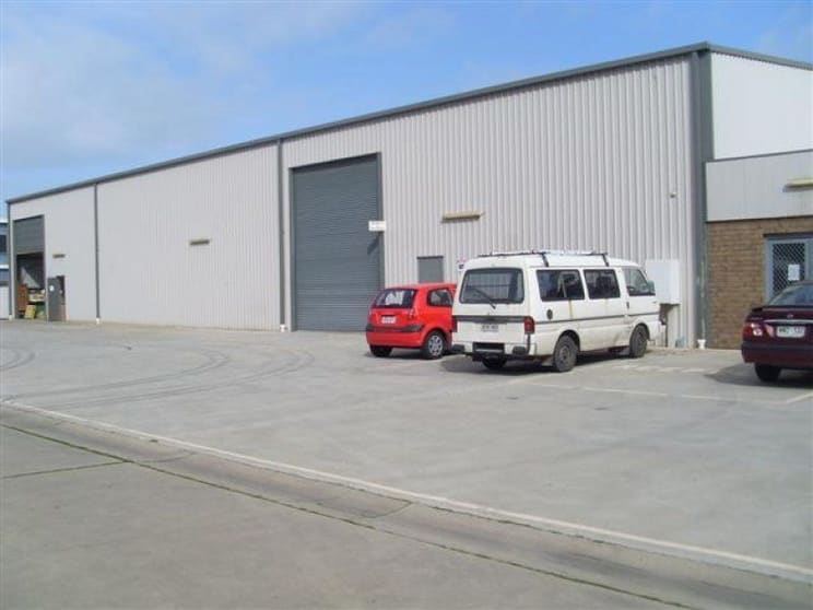 Click to view all images 10 Circuit Drive Hendon SA 5014 - Image 2