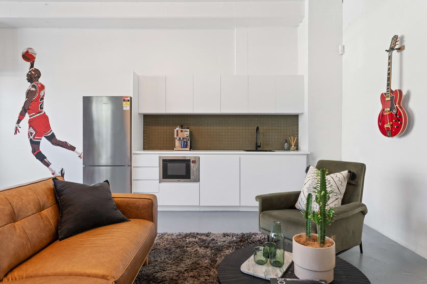 1/91 West Burleigh Road Burleigh Heads QLD 4220 - Image 3