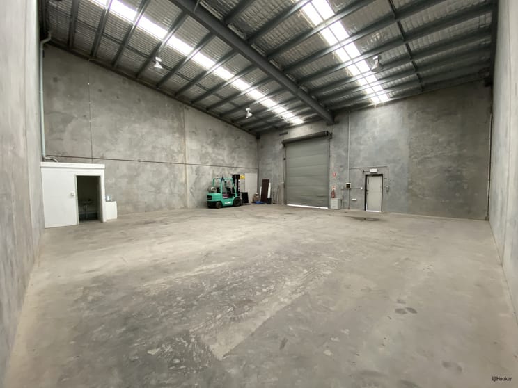 Click to view all images 3/10-12 Nuban Street Currumbin Waters QLD 4223 - Image 2