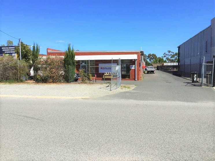 Click to view all images 3/113 President Street Welshpool WA 6106 - Image 1