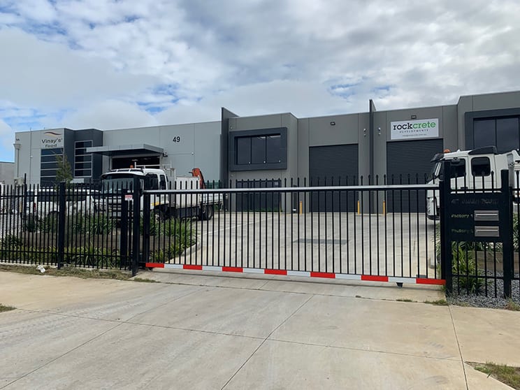 1/47 Gwen Road Cranbourne West VIC 3977 - Image 2