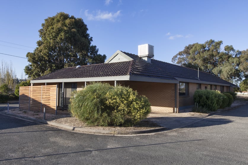 Click to view all images 422 Barkly Street Ararat VIC 3377 - Image 3