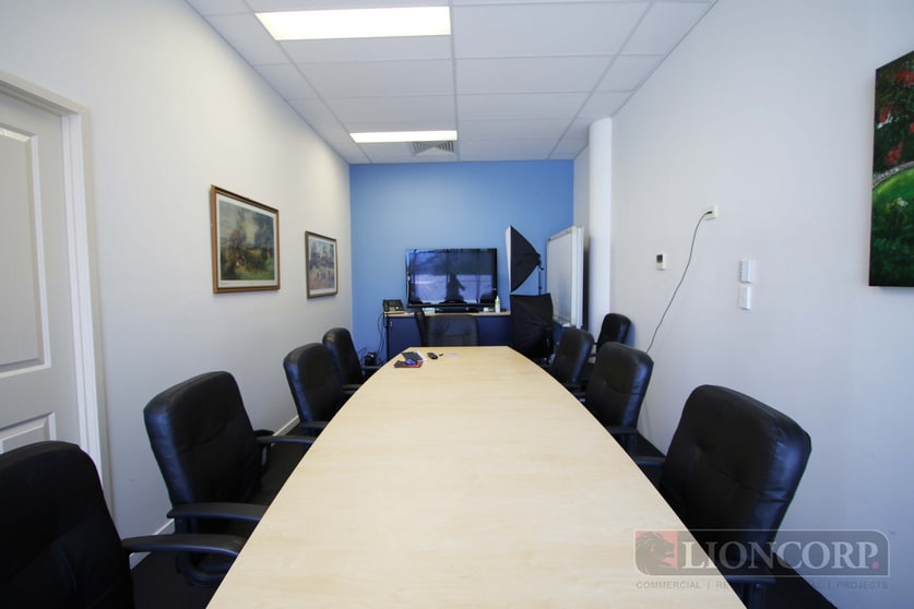Upper Mount Gravatt QLD 4122 - Image 2