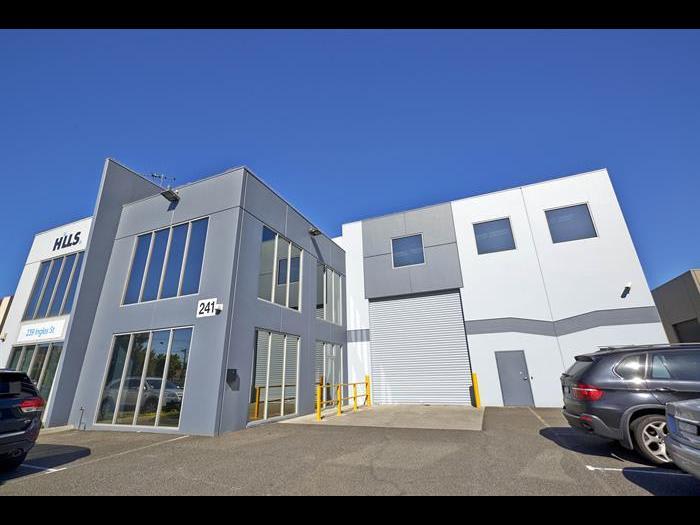 Click to view all images 241 Ingles Street Port Melbourne VIC 3207 - Image 1