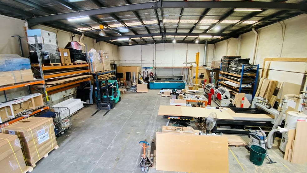 Click to view all images 36 Vernon Avenue Heidelberg West VIC 3081 - Image 2