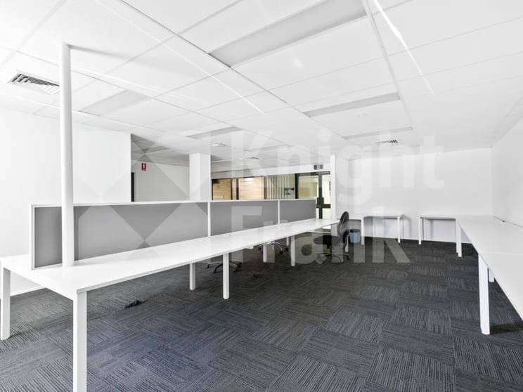 Click to view all images Ground Unit 2/130 Victoria Parade Rockhampton City QLD 4700 - Image 1