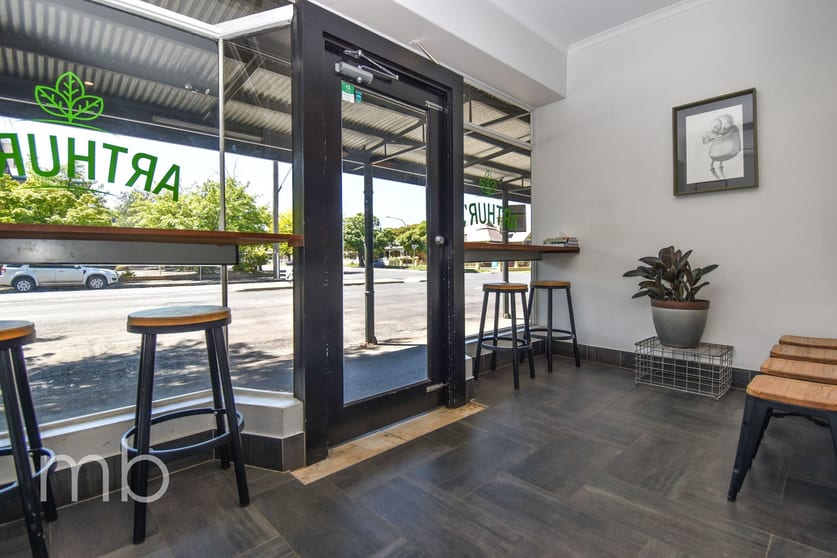 Shop 2/111-113 Endsleigh Avenue Orange NSW 2800 - Image 2
