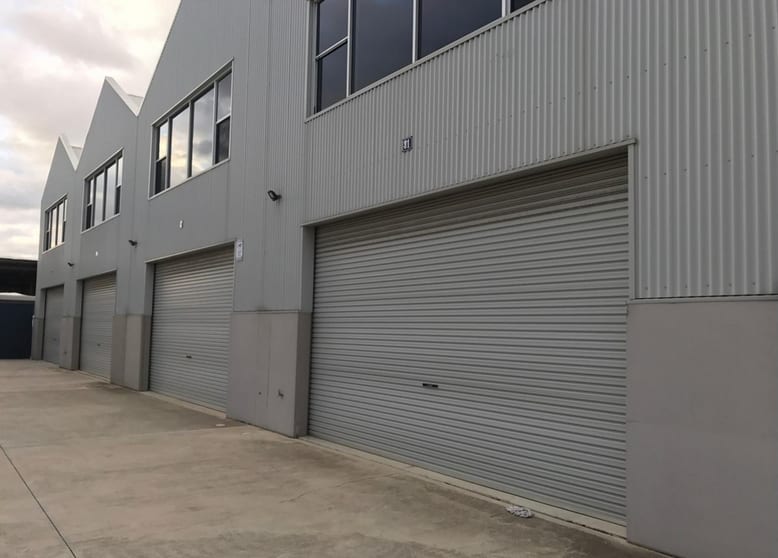 Click to view all images 31 Aberdeen Street Port Adelaide SA 5015 - Image 2