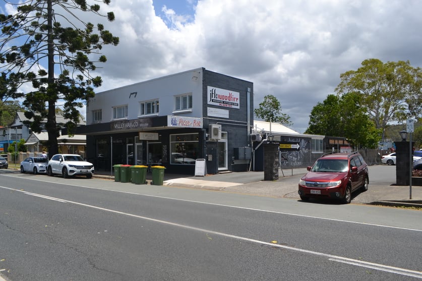5/37a Tallebudgera Creek Road Burleigh Heads QLD 4220 - Image 1