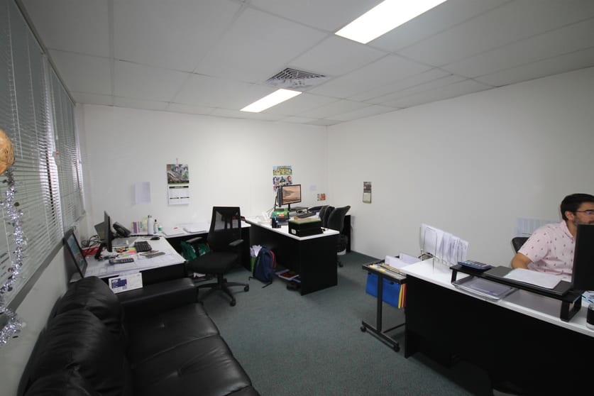 12/168-170 Redland Bay Road Capalaba QLD 4157 - Image 3