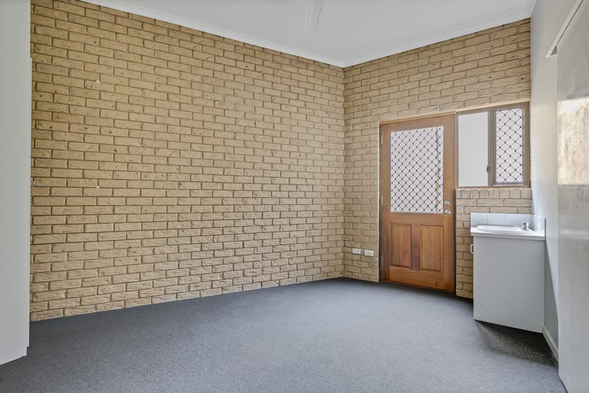 Click to view all images Shop 6/3 Obi Obi Road Mapleton QLD 4560 - Image 3