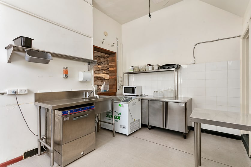Click to view all images 687 Rathdowne Street Carlton North VIC 3054 - Image 3