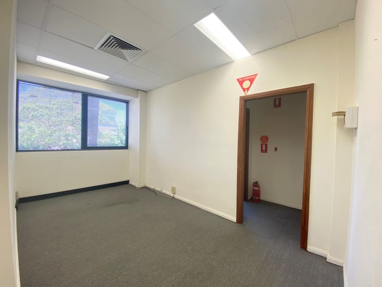 Suite 2, 438 High Street Penrith NSW 2750 - Image 3