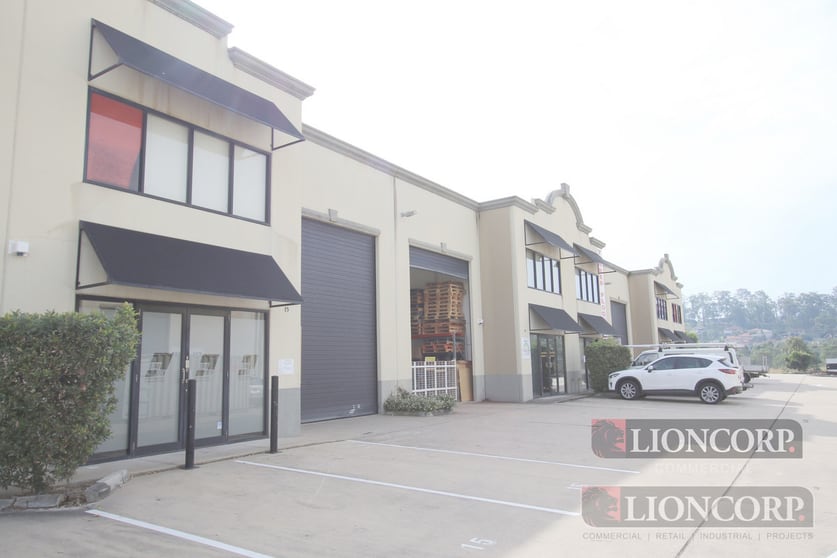 Click to view all images Underwood QLD 4119 - Image 1