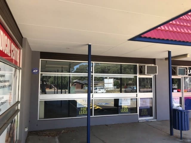 Click to view all images Shop 2, 6-20 Taylors Ave Morphett Vale SA 5162 - Image 2