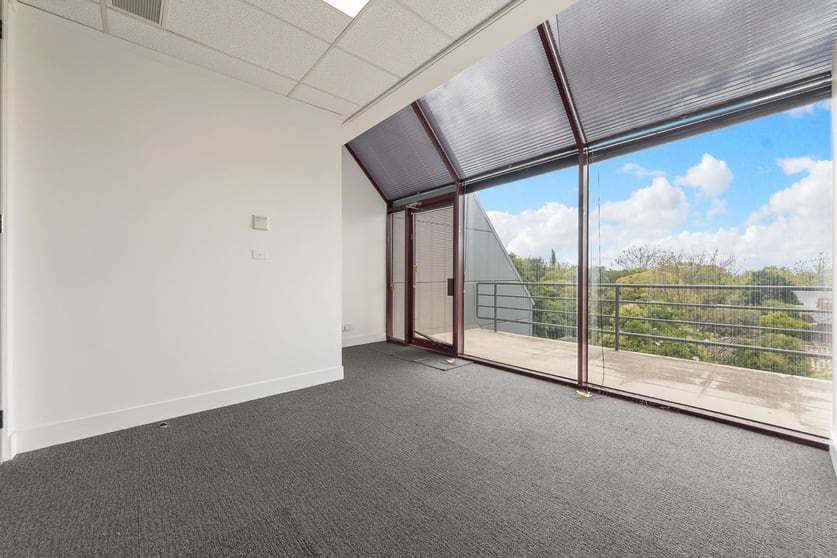Click to view all images Level 1/55 Whitehorse Road Balwyn VIC 3103 - Image 2