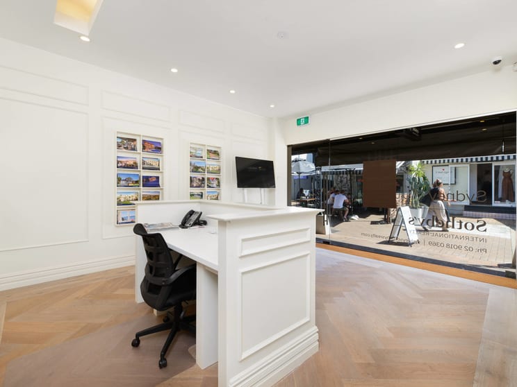 Click to view all images Shop 6 Myahgah Mews Mosman NSW 2088 - Image 2