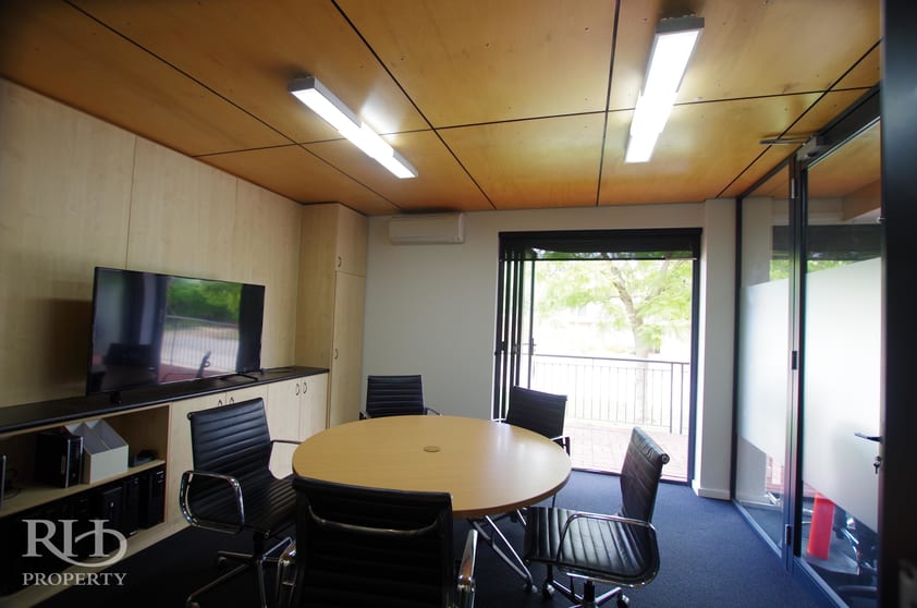 Click to view all images 1/85 The Promenade Mount Pleasant WA 6153 - Image 3