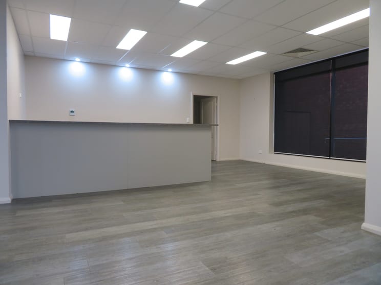 61 Kurrajong Avenue Leeton NSW 2705 - Image 2