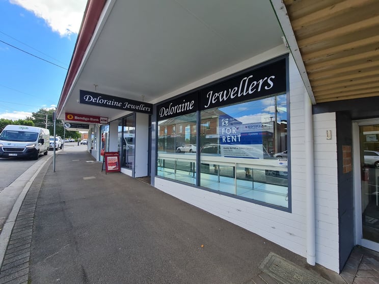 Click to view all images 49A Emu Bay Road Deloraine TAS 7304 - Image 1