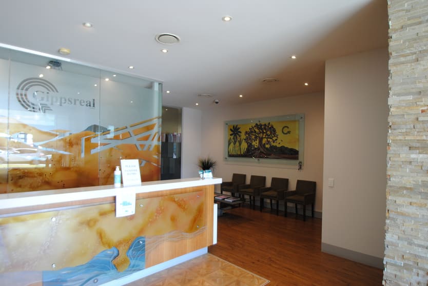 Click to view all images 41 Mccartin Street Leongatha VIC 3953 - Image 3