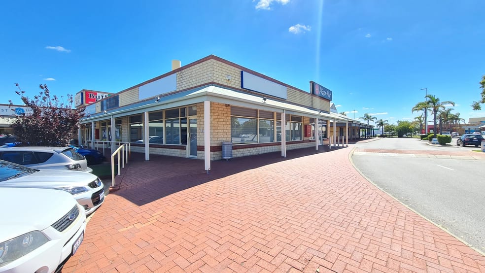 Click to view all images Unit 14/923 Whitfords Avenue Woodvale WA 6026 - Image 2