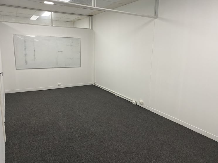 9 & 10/14 Station Place Werribee VIC 3030 - Image 2