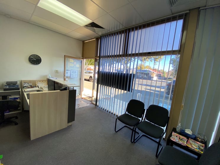 Click to view all images 1/221 Henley Beach Road Torrensville SA 5031 - Image 3
